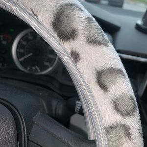 Steering Wheel Cover 🤍